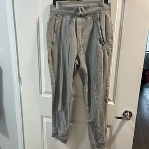 Lululemon joggers Men's Gray Sweatpants Size Medium Have Two Spots